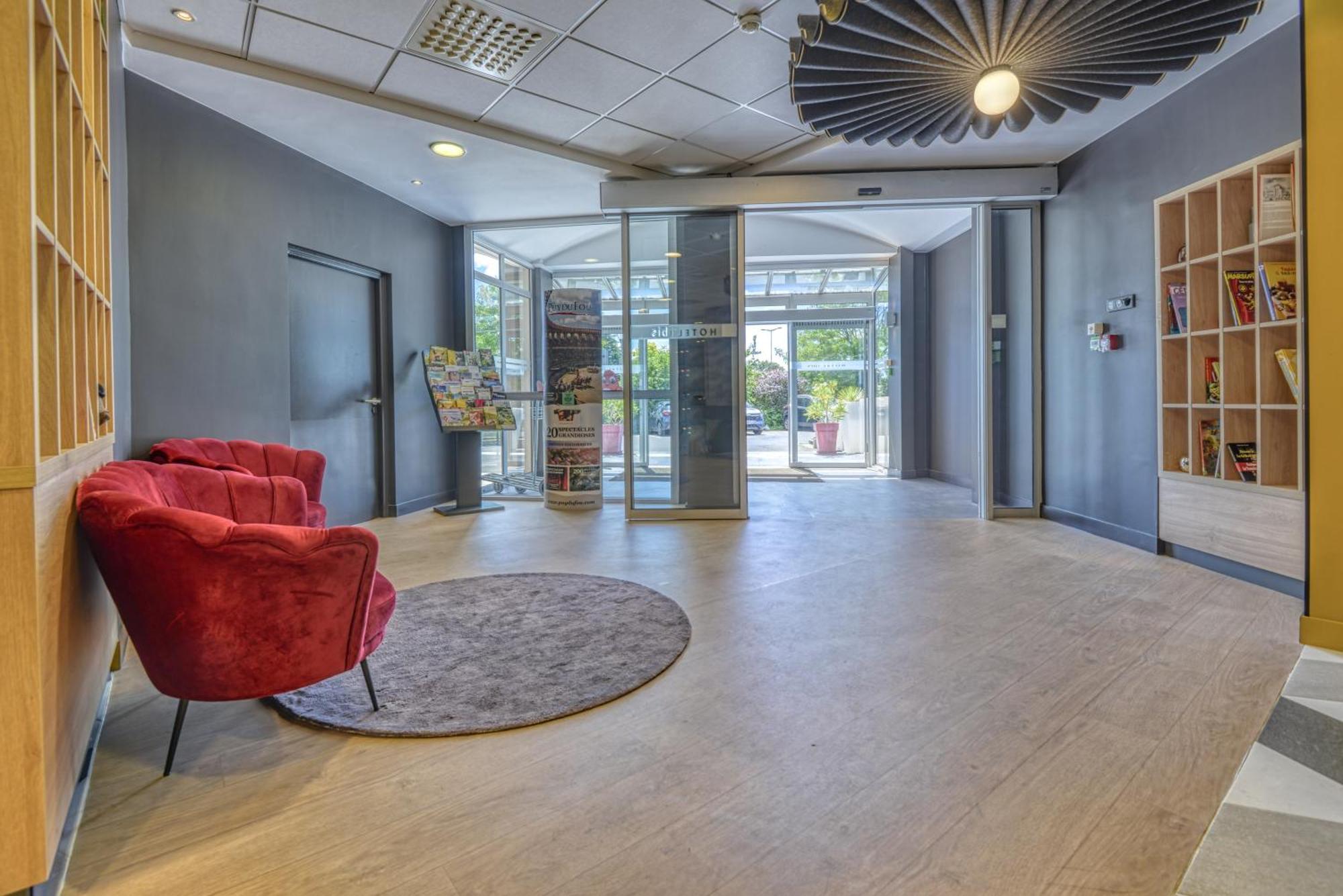 Ibis Cholet Hotel Екстериор снимка