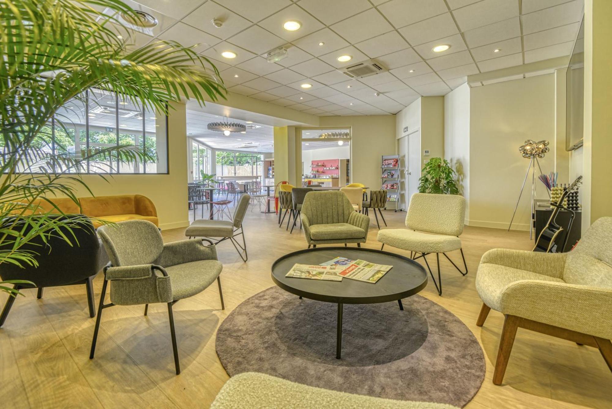 Ibis Cholet Hotel Екстериор снимка