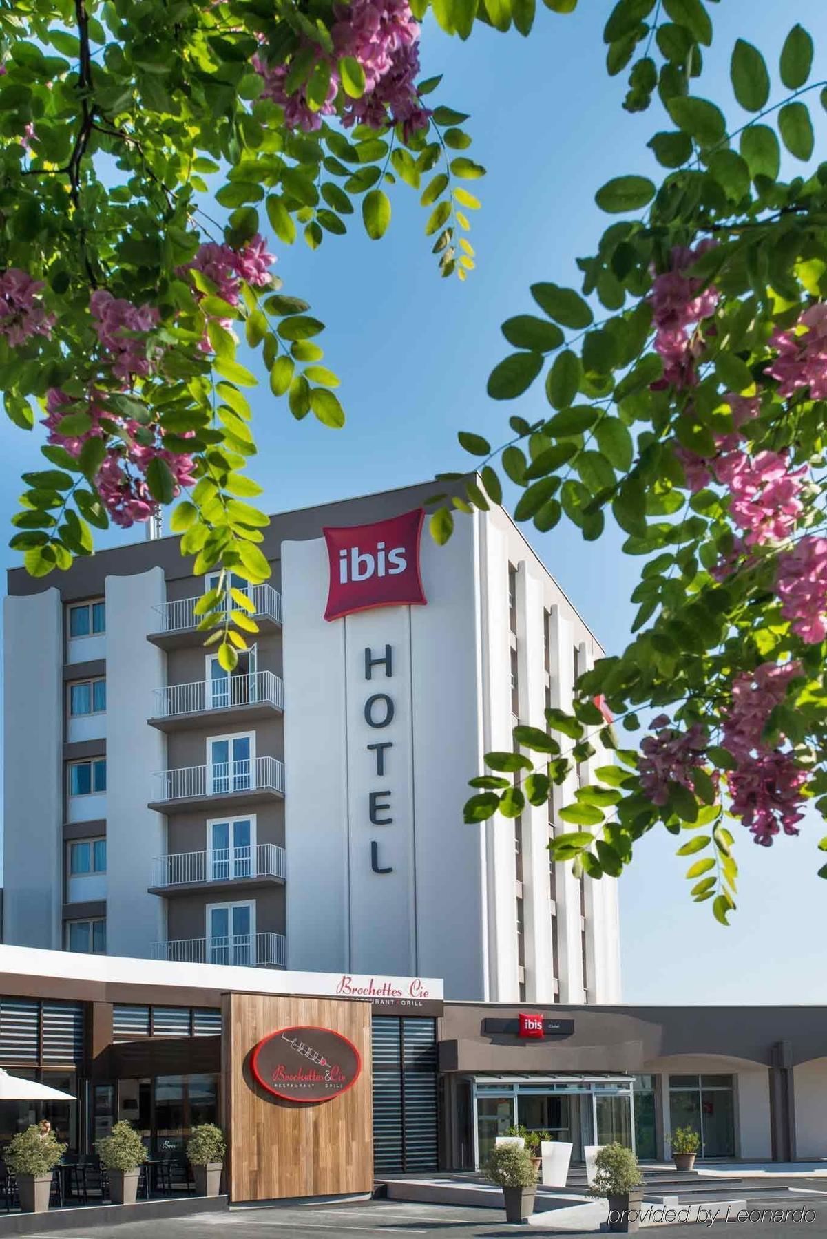Ibis Cholet Hotel Екстериор снимка