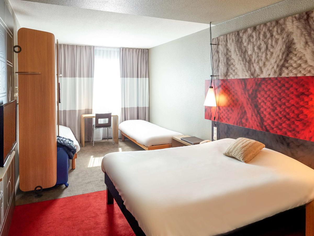 Ibis Cholet Hotel Екстериор снимка